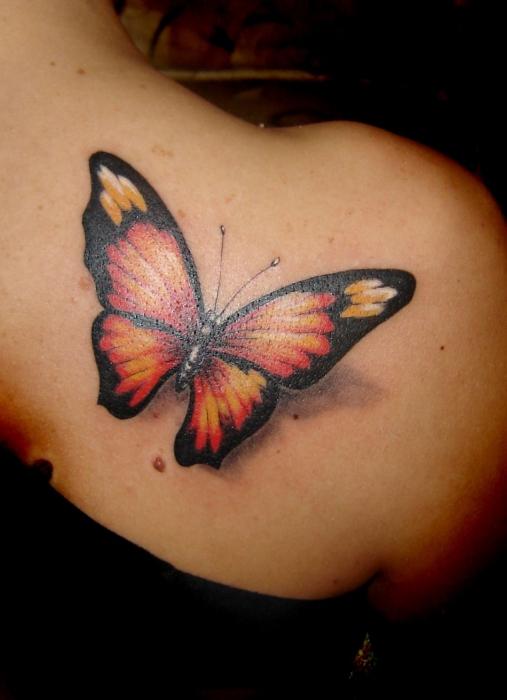 tetováló pillangó
