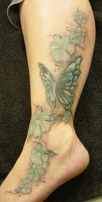tetoválás a lábszáron