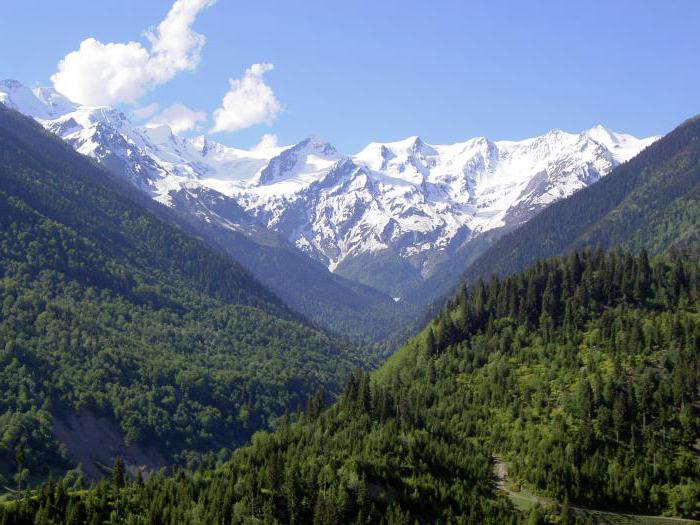 A Kaukázus-hegység földrajzi elhelyezkedése: leírás, fotó